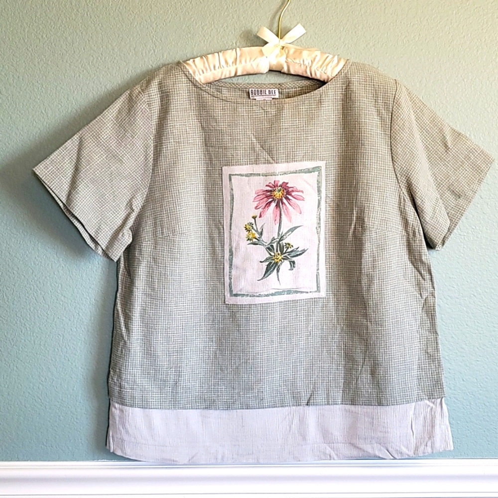 Robbie Bee Short Sleeve Linen Top